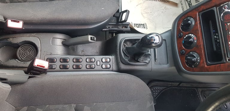 Mercedes-Benz, VANEO, MPV, 2004, Manual, 1598 (cc), 5 doors