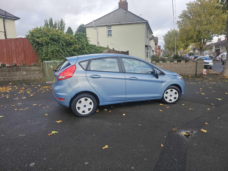  I sell ford fiesta 1.6 diesel Ford, FIESTA, Hatchback, 2010, Manual, 1560 (cc), 5 doors