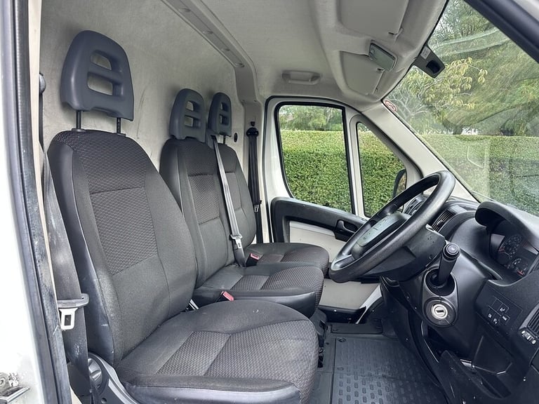 2018 Peugeot Boxer BlueHDi 335 Panel Van Diesel Manual