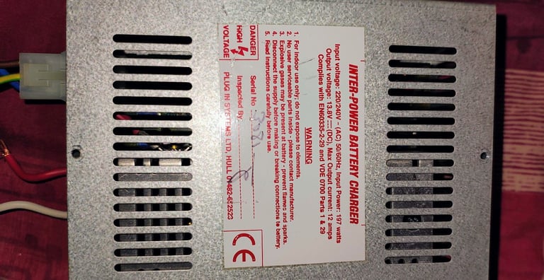 Caravan trickle feed battery charger 
