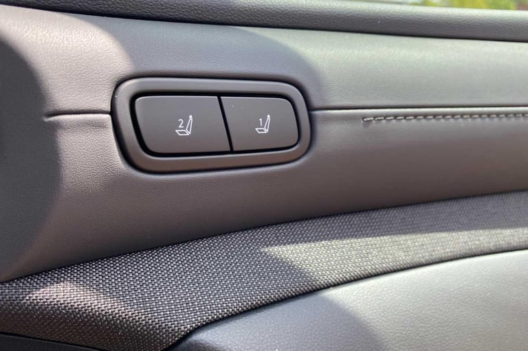 2025 Hyundai TUCSON 1.6 T-GDi 13.8kWh Ultimate Auto Euro 6 (s/s) 5dr ESTATE Petrol/Electric Hybri...