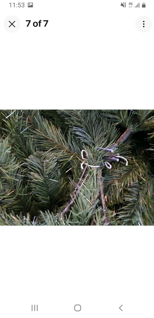 Large green Christmas Tree 
