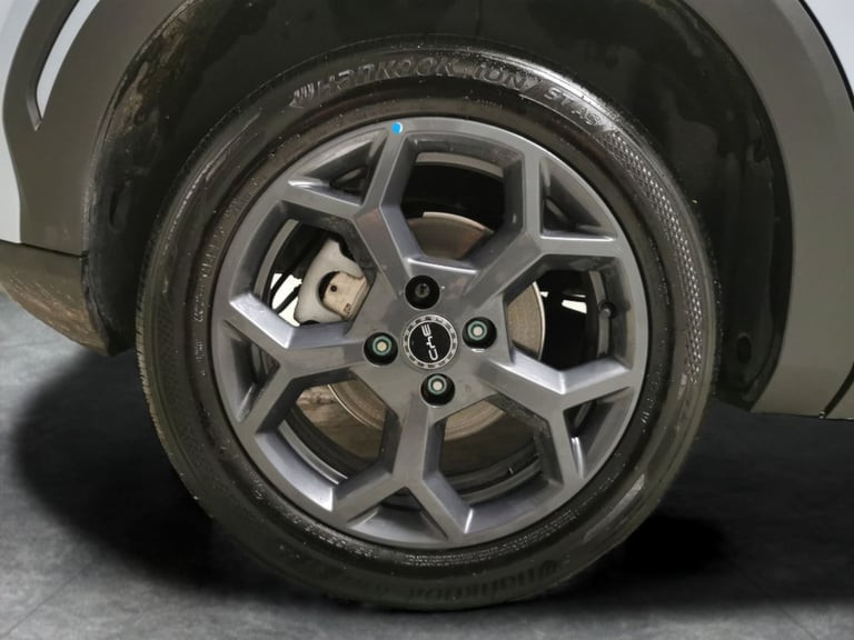 2025 BYD Dolphin 43.2kWh Boost Hatchback 5dr Electric Auto (87 ps) - NAV - DRIVING MODES - S Hatc...