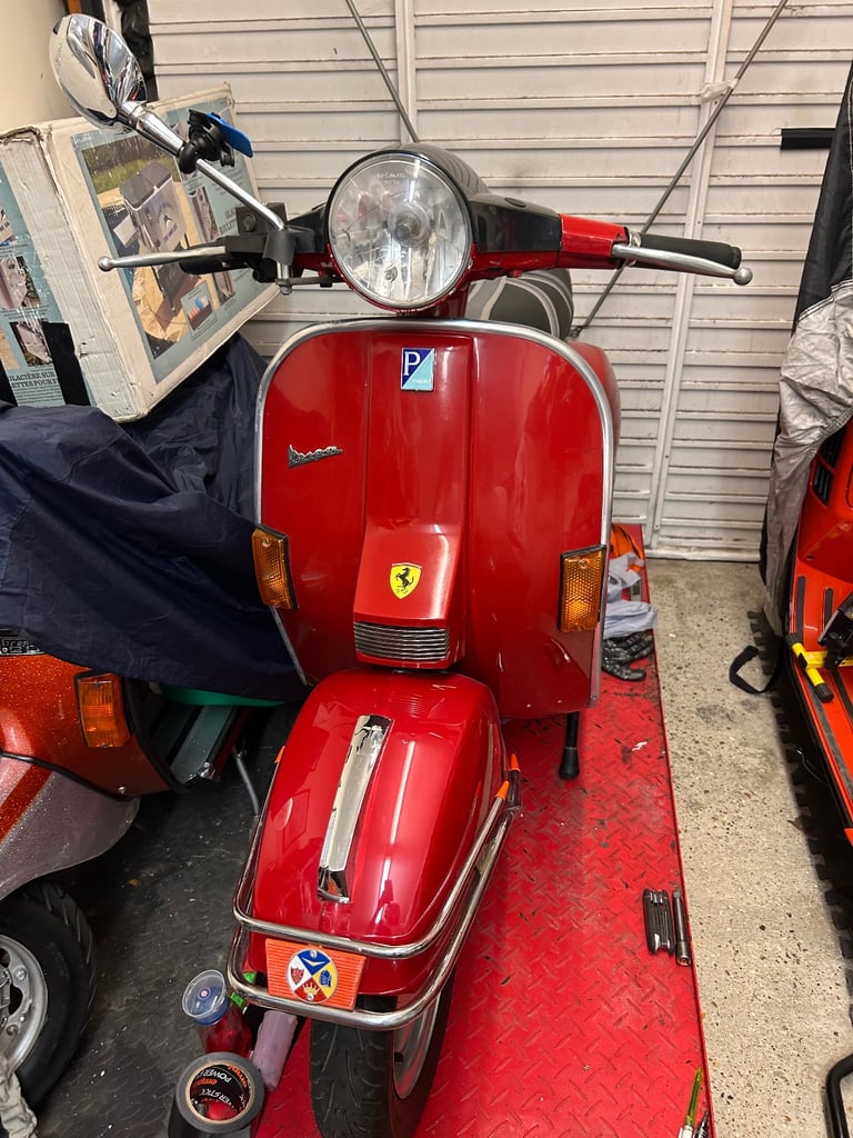 Piaggio, VESPA, 2002, 200 (cc)