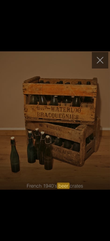 Vintage beer crate + bottles