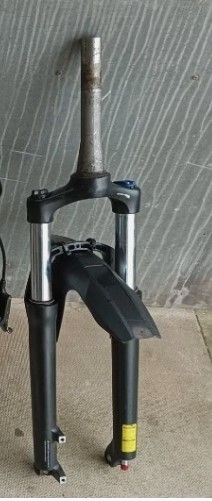 image for Sr Suntour XCM32 Boost RL T-Bolt suspension fork 27.5&quot; & mudguard