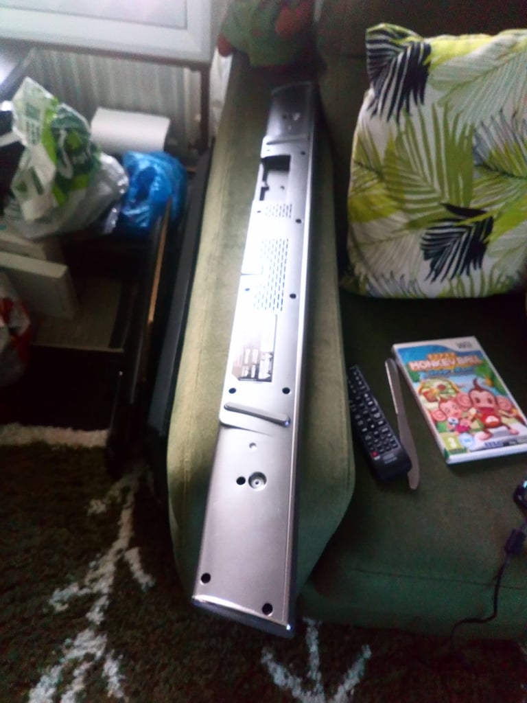 for sale lg   BLUETOOTH SOUND BAR for TV stainless steel finish £20