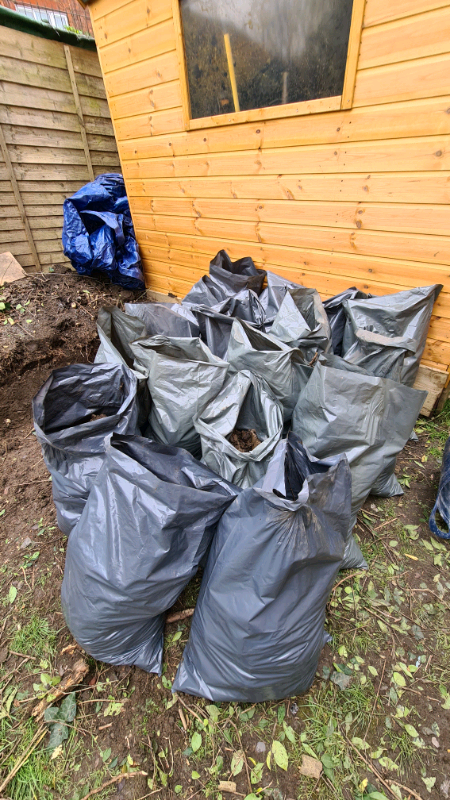 Bags of soil - free collection