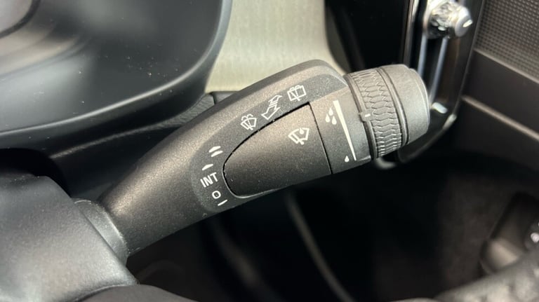 2021 Volvo XC40 Inscription, B4 mild hybrid (Rear Camera,  Black Leather Interior) Estate Petrol ...