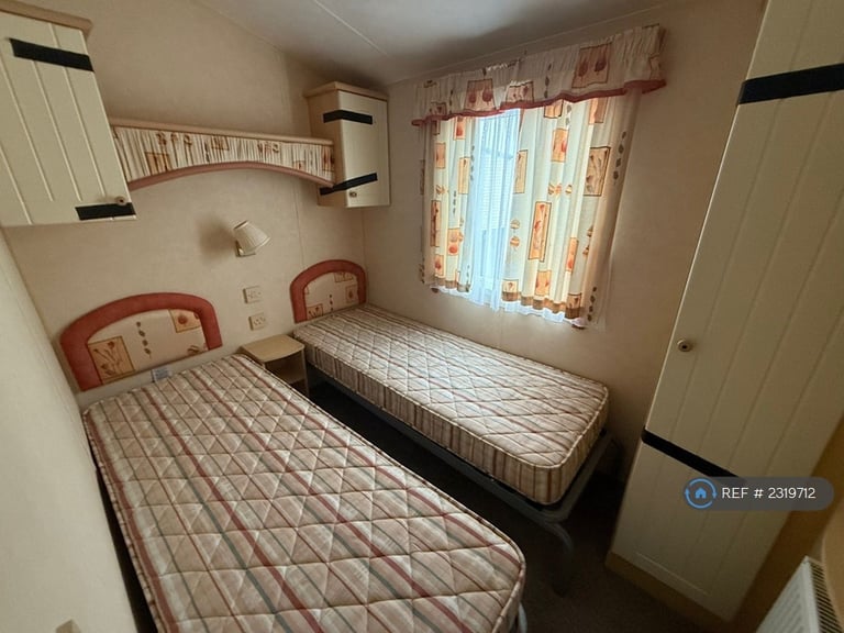 2 bedroom house in Pomphrey Hill, Bristol, BS16 (2 bed) (#2319712)