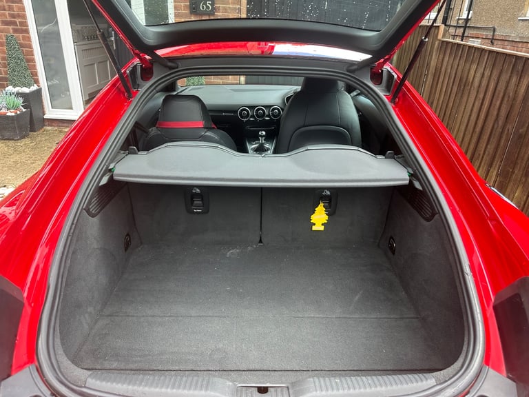 Audi, TT, Coupe, 2014, Manual, 1968 (cc), 2 doors