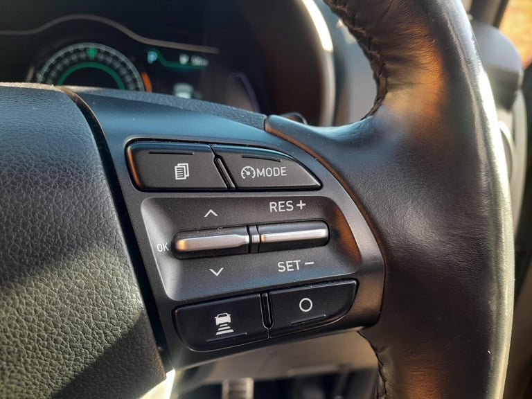 2020 Hyundai KONA 64kWh Premium SE Auto 5dr (7kW Charger) HATCHBACK Electric Automatic