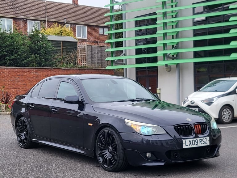 BMW, 5 SERIES, Saloon, 2009, Semi-Auto, 2993 (cc), 4 doors