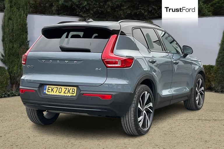 2020 Volvo XC40 2.0 B4P R DESIGN Pro 5dr Auto Semi-Auto Estate Petrol Semi Automatic