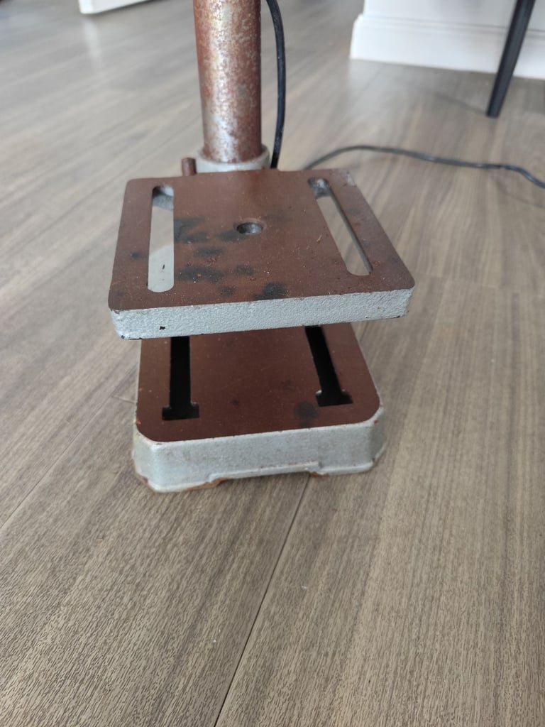 Pillar drill press