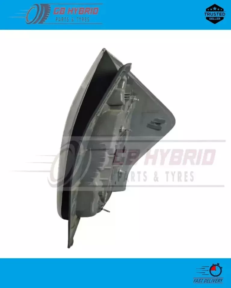 Toyota Prius Plus 2011-2015 Rear Light Passenger Side