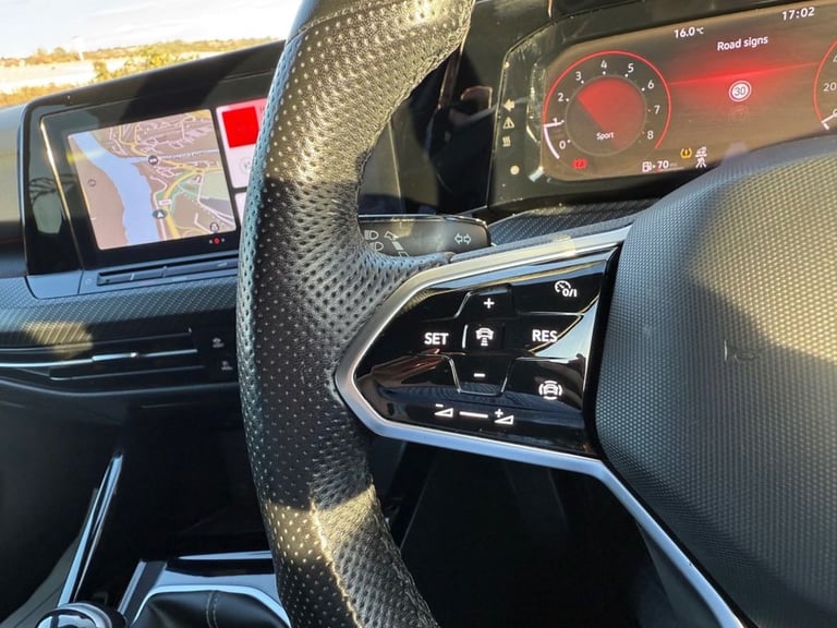 2023 23 VOLKSWAGEN GOLF 1.5 TSI R-LINE HATCHBACK 5DR PETROL MANUAL EURO 6 (S/S) 