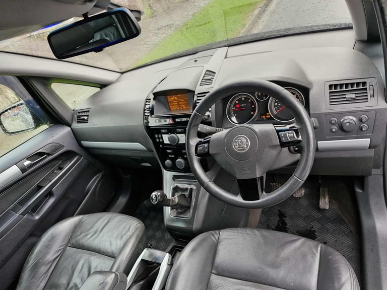 Vauxhall, ZAFIRA, MPV, 2011, Manual, 1686 (cc),5 doors - Image 5