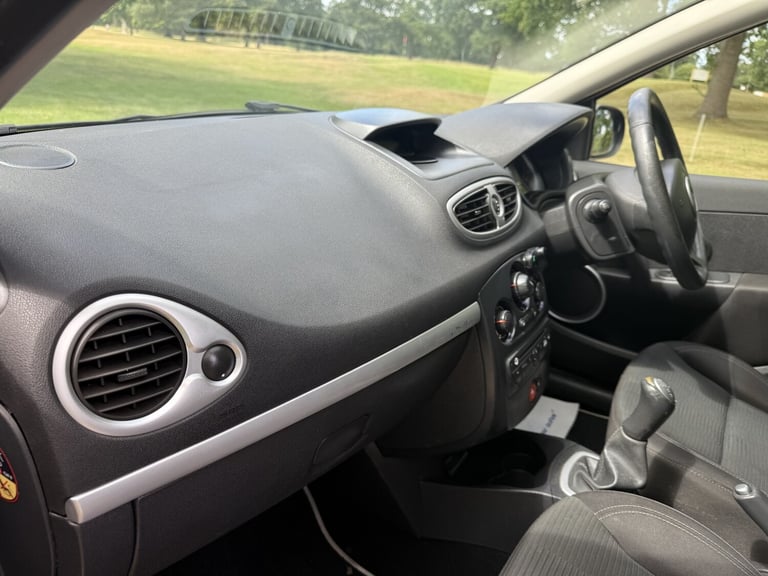 RENAULT CLIO 1.5 dCi Dynamique 2010