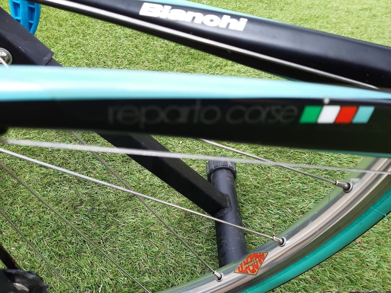Bianchi Sempre Full Carbon Road Bike 