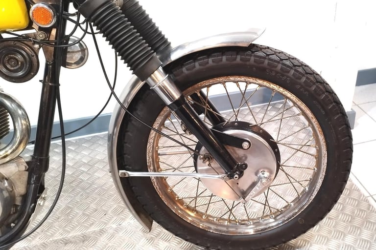 BSA B441 Victor Special