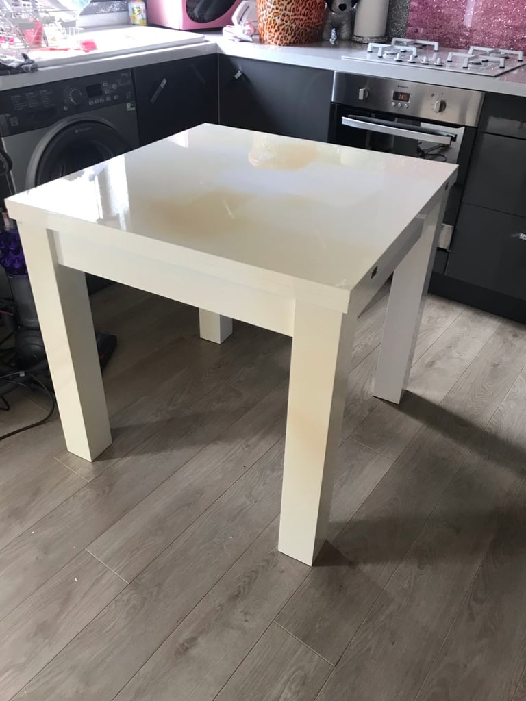 Next white gloss extending dining table | in East End, Glasgow | Gumtree