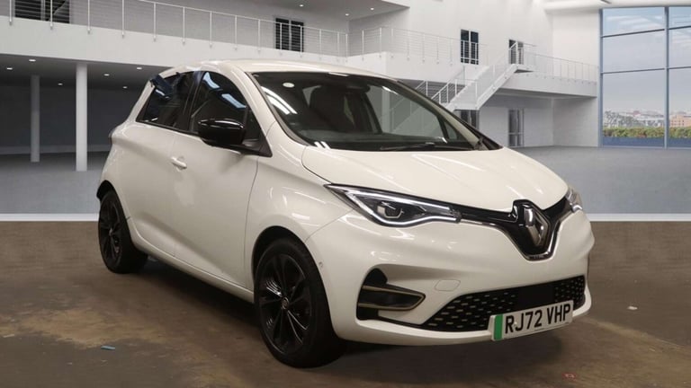 image for 2022 Renault Zoe Zoe Iconic Boost Charge EV 50 5dr Hatchback Electric Automatic