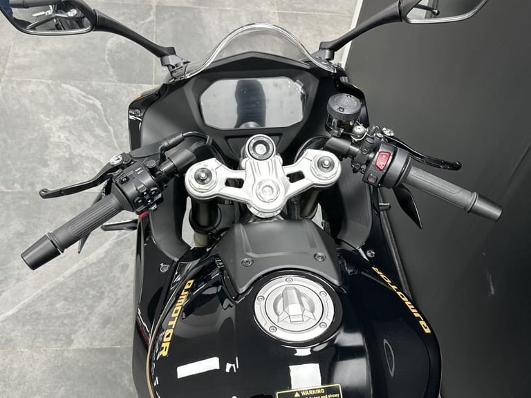 QJ MOTOR SRK 800 RR