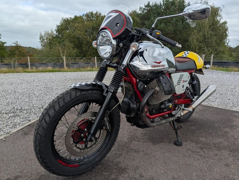 2014 MOTO GUZZI V7 RACER