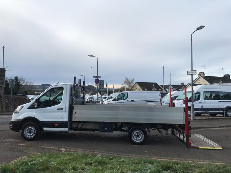 2021 Ford Transit 2.0 350 EcoBlue Leader Manual L4 Euro 6 (s/s) 2dr CHASSIS CAB Diesel Manual