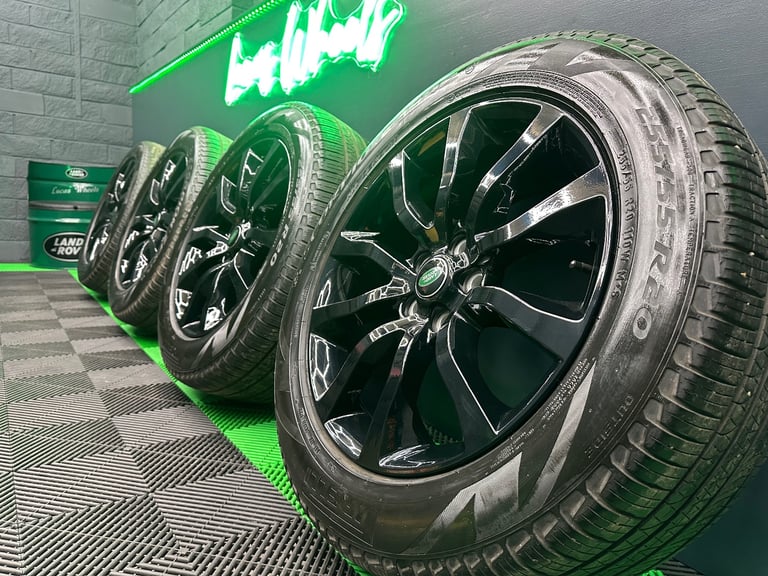 Range Rover Sport Vogue Discovery Gloss Black 20” Alloy Wheels - style 5002 & 5/6mm+ Pirelli’s!