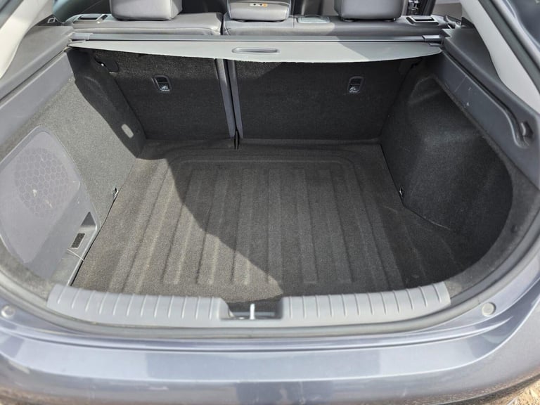 2018 Hyundai IONIQ 1.6 h-GDi Premium SE Hatchback 5dr Petrol Hybrid DCT Euro 6 (s/s) (141 ps) Hat...