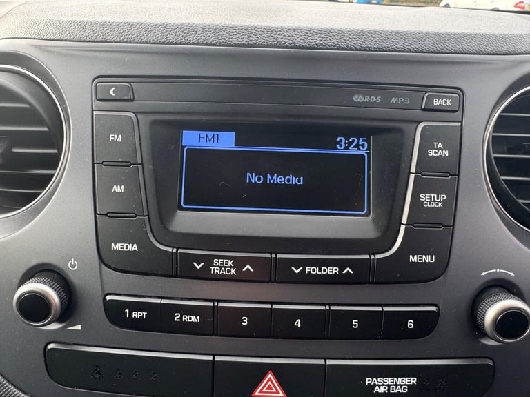 2017 Hyundai i10 1.0 S 5dr HATCHBACK PETROL Manual