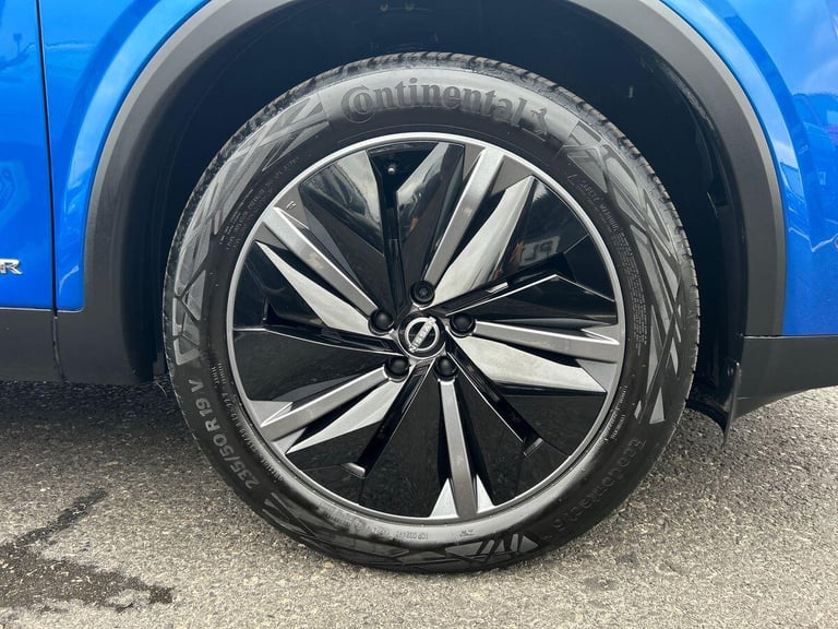 2025 Nissan Qashqai 1.5 h e-POWER Tekna SUV 5dr Petrol Hybrid Auto Euro 6 (s/s) (190 ps) SUV PETR...