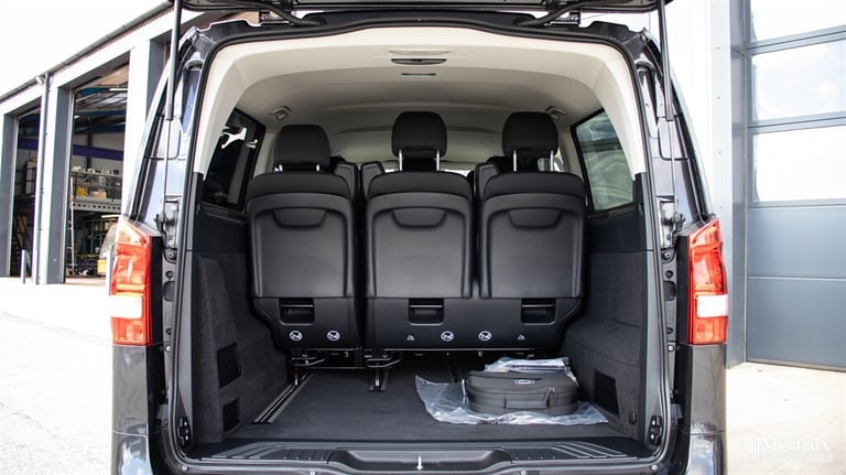 1969 Mercedes-Benz Vito 100kWh PREMIUM Tourer Auto (8 Seat) Inc Parking Package Window Van Electr...