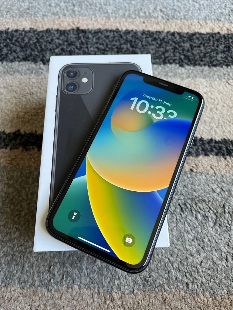 Apple iPhone 11 in Black