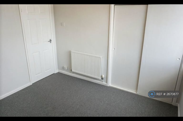 2 bedroom flat in Victoria Road, Birmingham, B27 (2 bed) (#2670877)