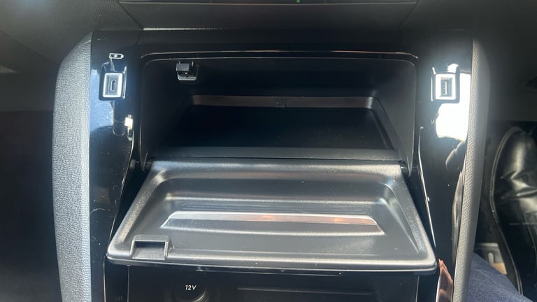 2022 Peugeot 208 1.2 PureTech 130 GT 5dr EAT8 Petrol Hatchback Hatchback Petrol Automatic