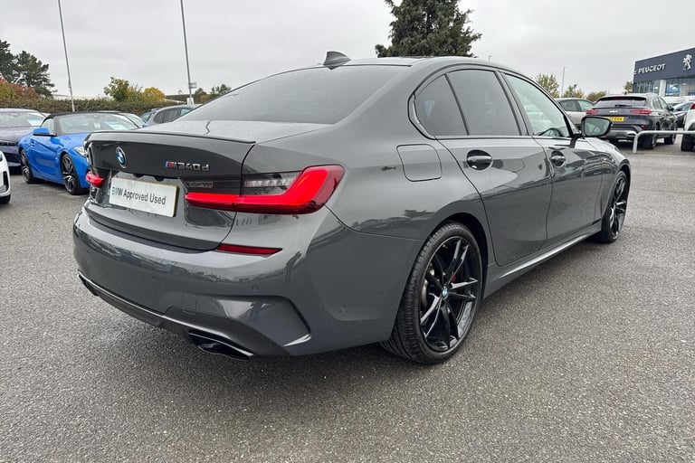 2022 BMW 3 Series M340d xDrive MHT 4dr Step Auto SALOON DIESEL Automatic