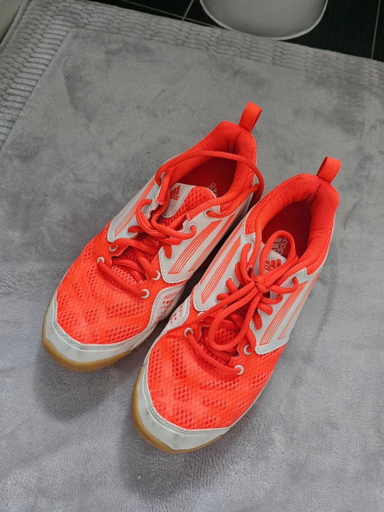 image for Adidas ladies trainers- size 5.5- VGC