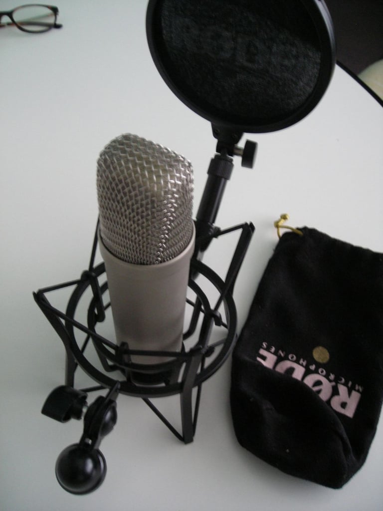 RODE NT1A CONDENSER MICROPHONE PACKAGE