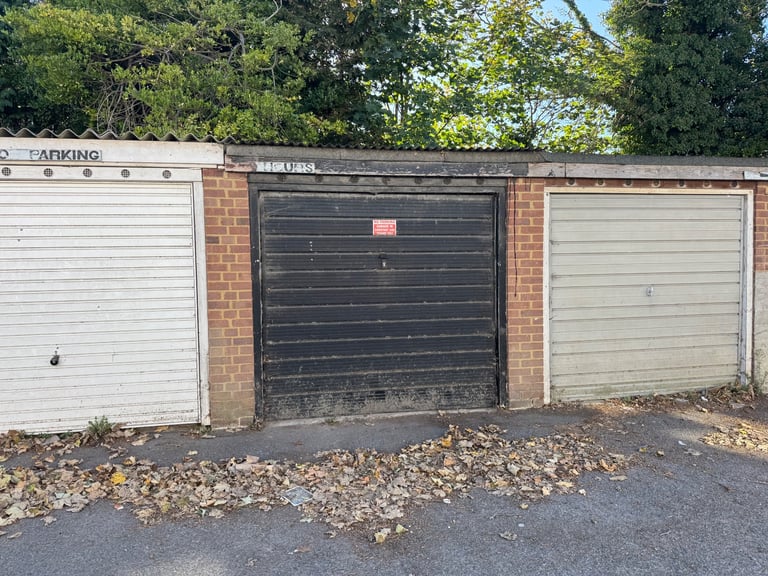 Gillingham Garage to Rent