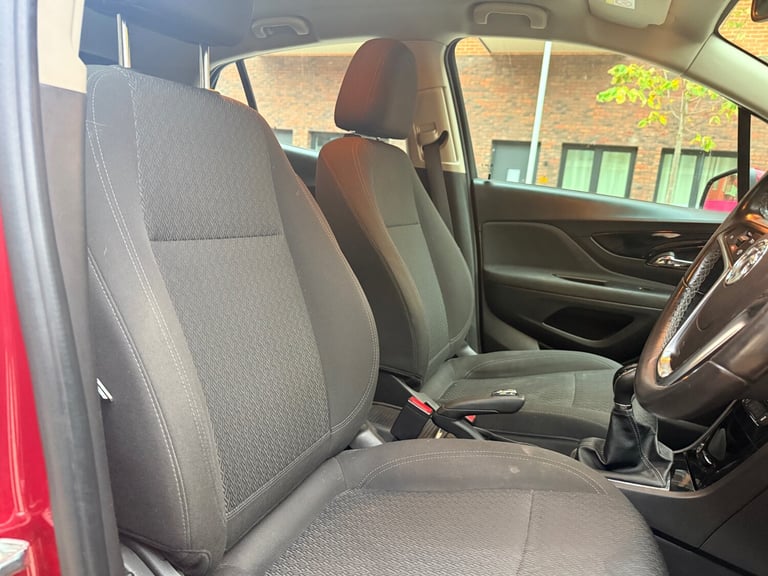 2017 Vauxhall Mokka X 1.6i Active 5dr HATCHBACK Petrol Manual