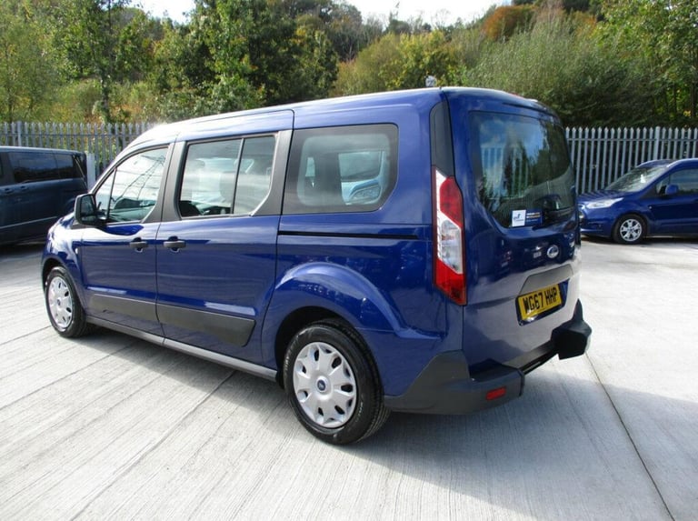 Ford Tourneo Connect Zetec 2015 1.5 TDCi Manual