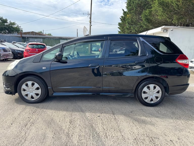 2012 Honda Fit JAZZ 1.5 SHUTTLE  5DR Estate Petrol Automatic