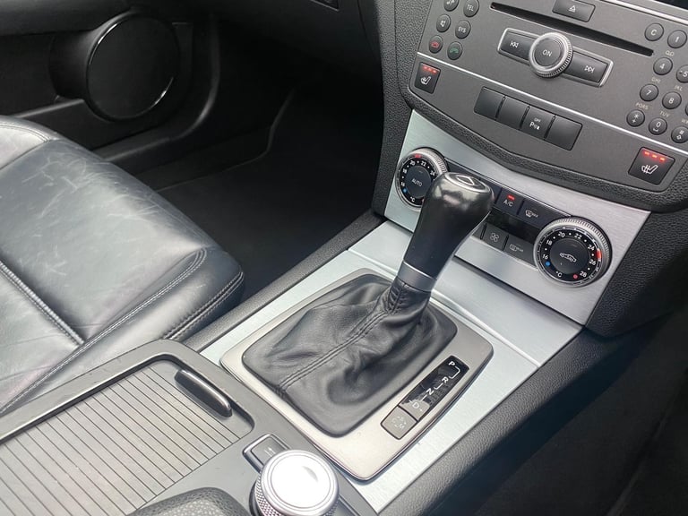 2010 Mercedes-Benz C63 AMG AUTO