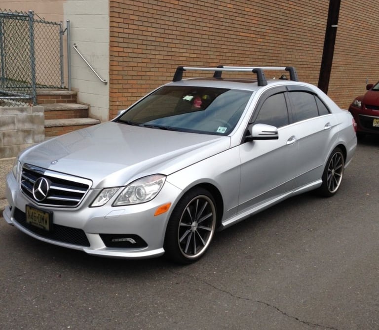 New Genuine Mercedes Benz Roof Bars E-Class Saloon W212 Part Number A2128900393