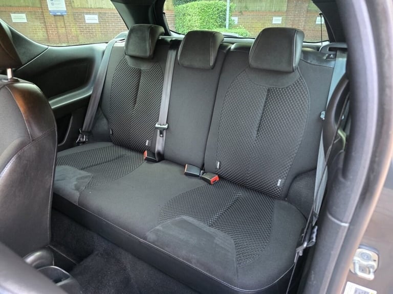 2017 DS Automobiles DS 3 1.2 PureTech Prestige Hatchback 3dr Petrol Manual Euro 6 (s/s) (130 ps) ...