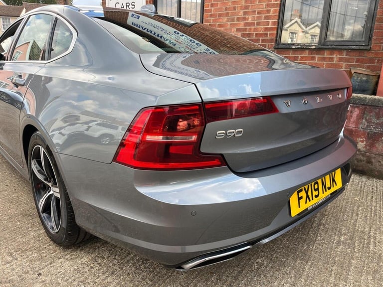 VOLVO S90 2.0 T4 GPF R-Design Auto Euro 6 (s/s) 4dr 2019