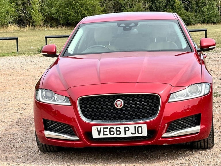 2017 Jaguar XF 2.0d Prestige Auto Euro 6 (s/s) 4dr Saloon Diesel Automatic